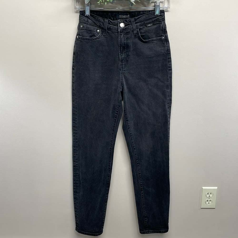 Mavi Star High Waist Mom Jean Black Wash Denim Style 101077-33944 Size 25x29